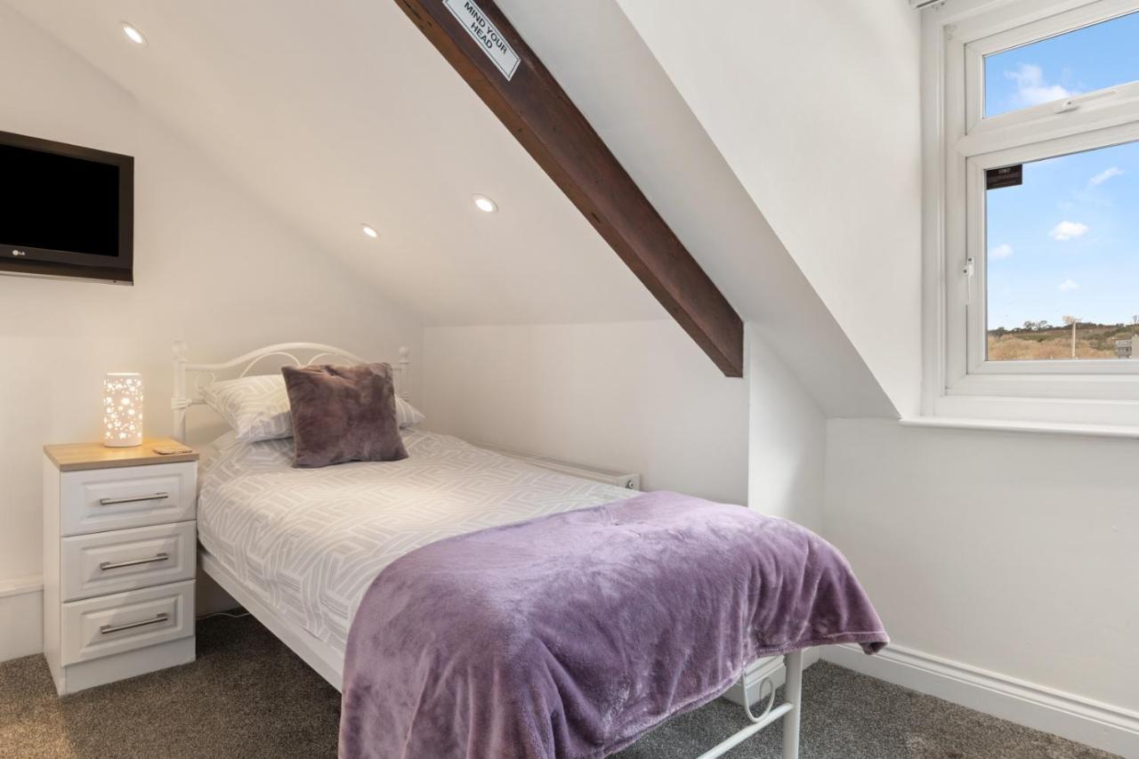 Coach Guest House Tenby Ngoại thất bức ảnh