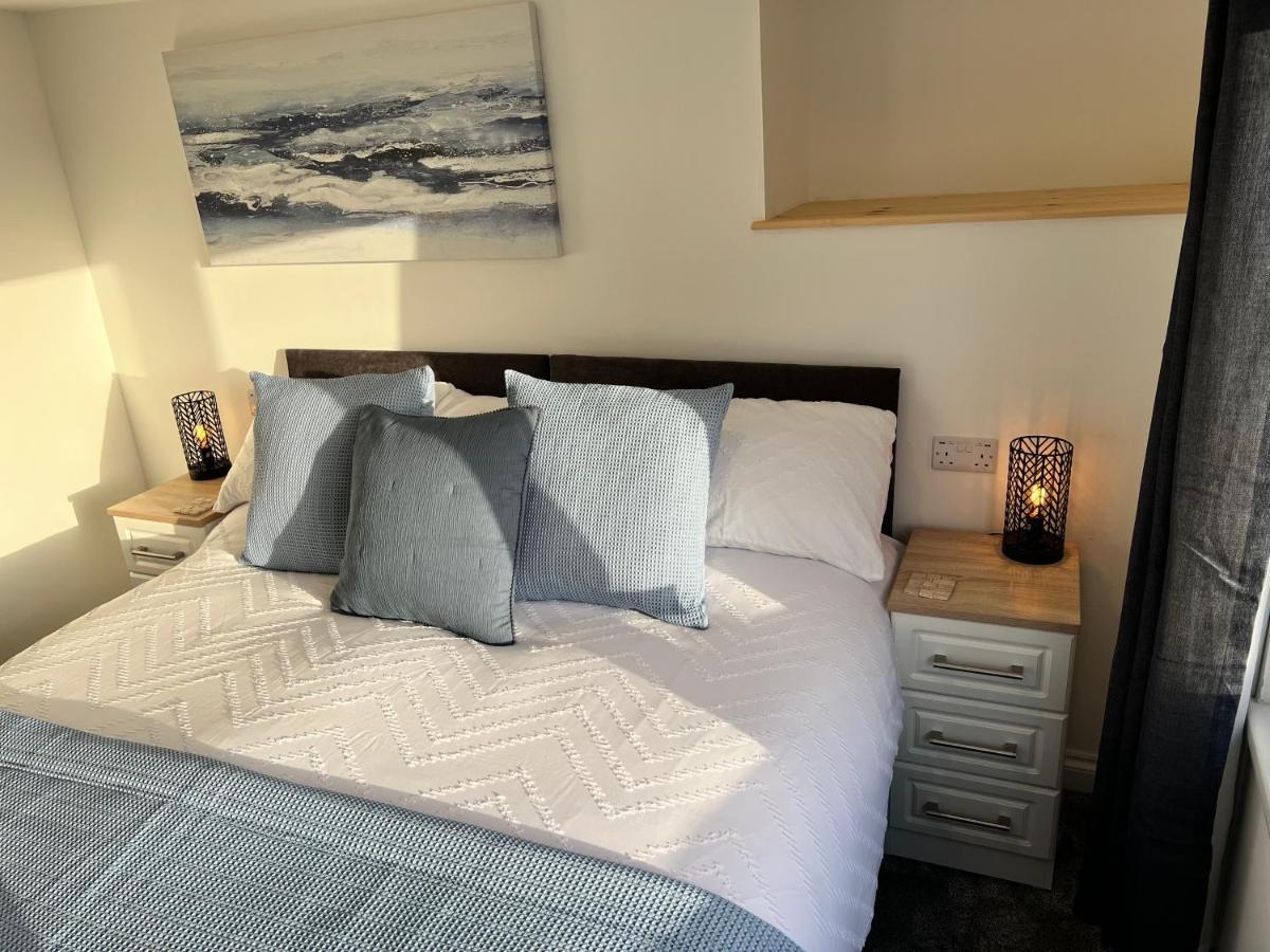 Coach Guest House Tenby Ngoại thất bức ảnh